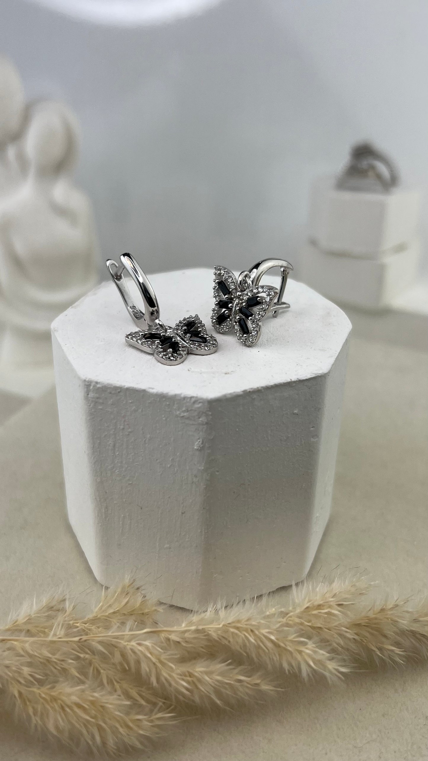 Earrings Yara (Black)