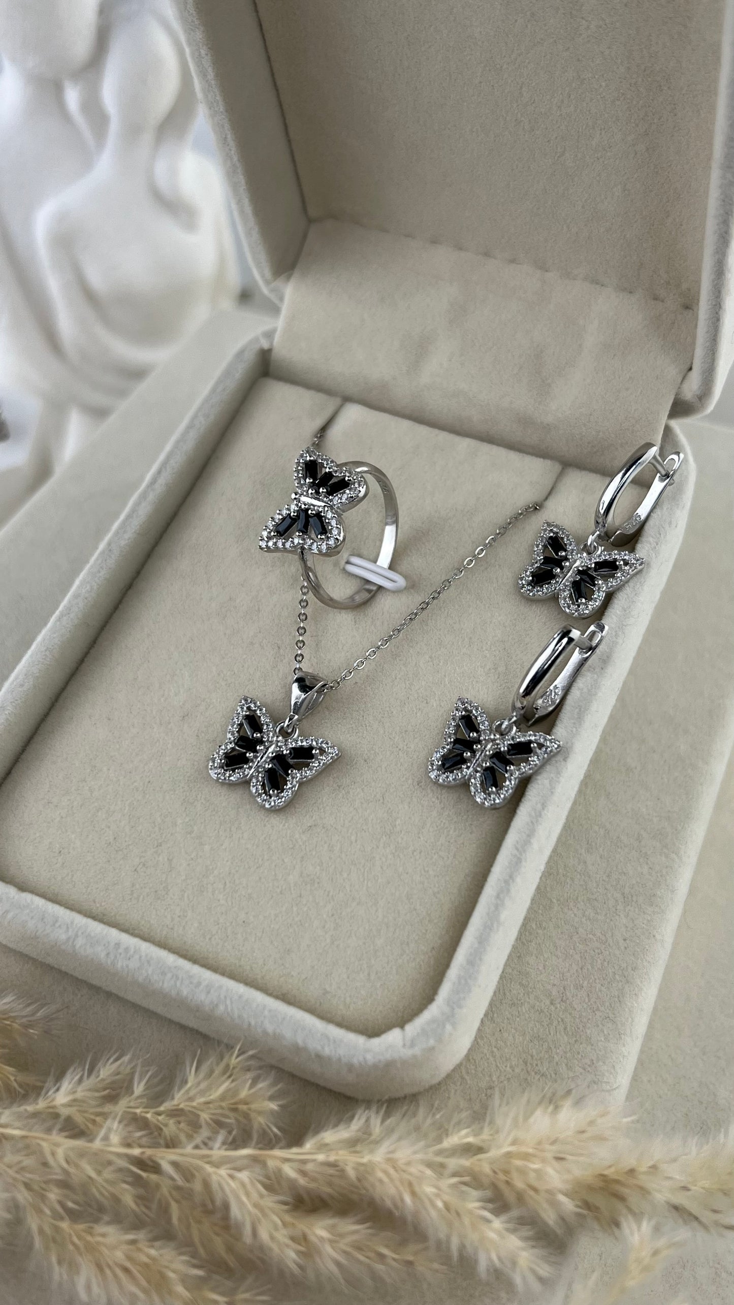 Set Yara (Black)
