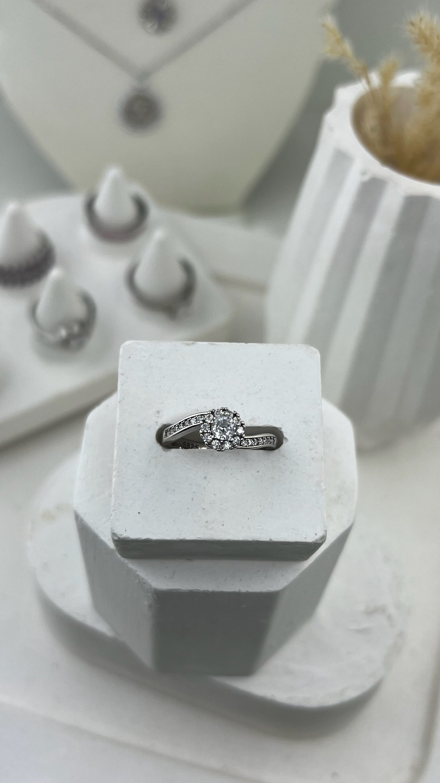 Ring Mirage