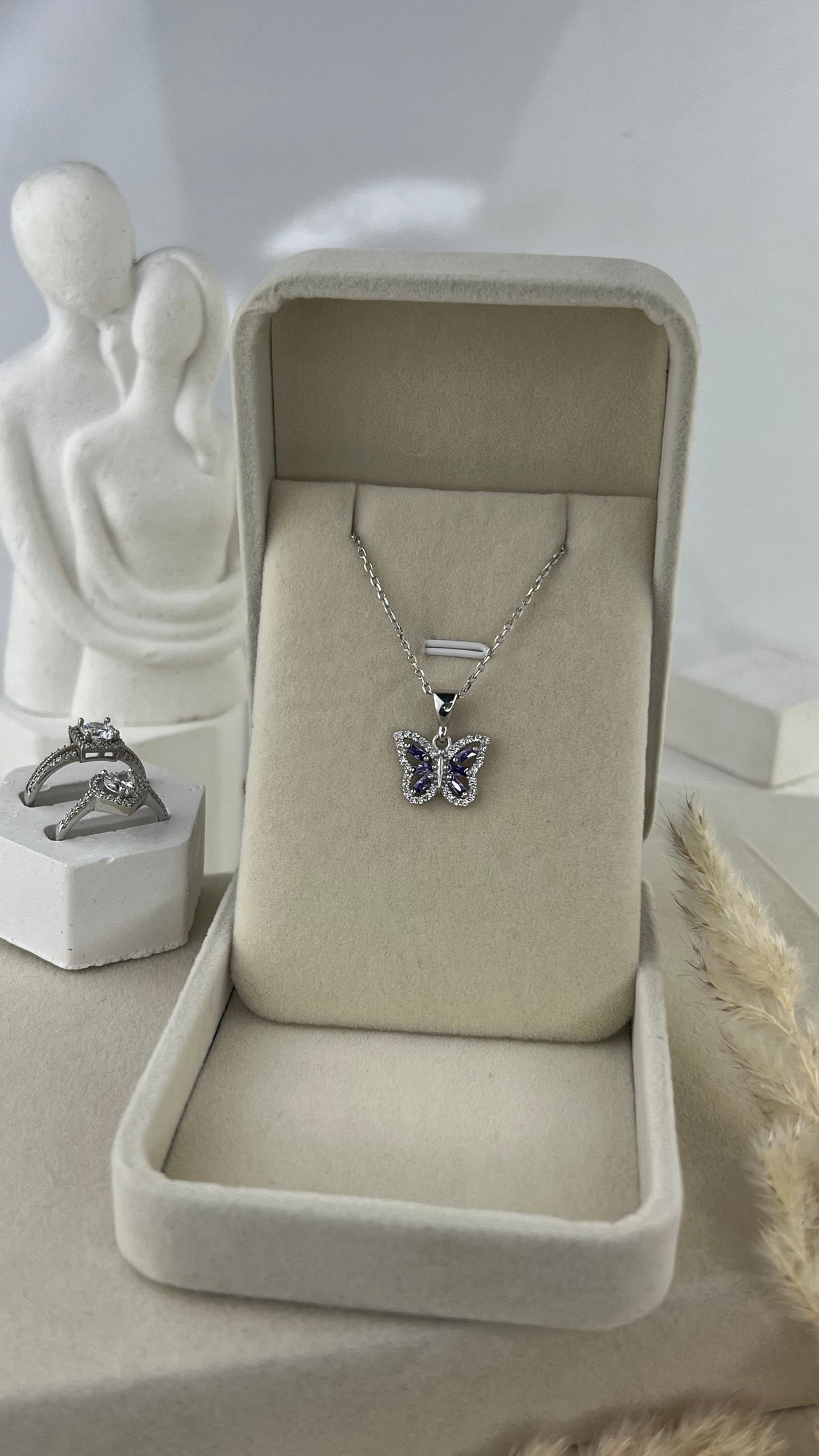 Necklace Yara (Lilac)