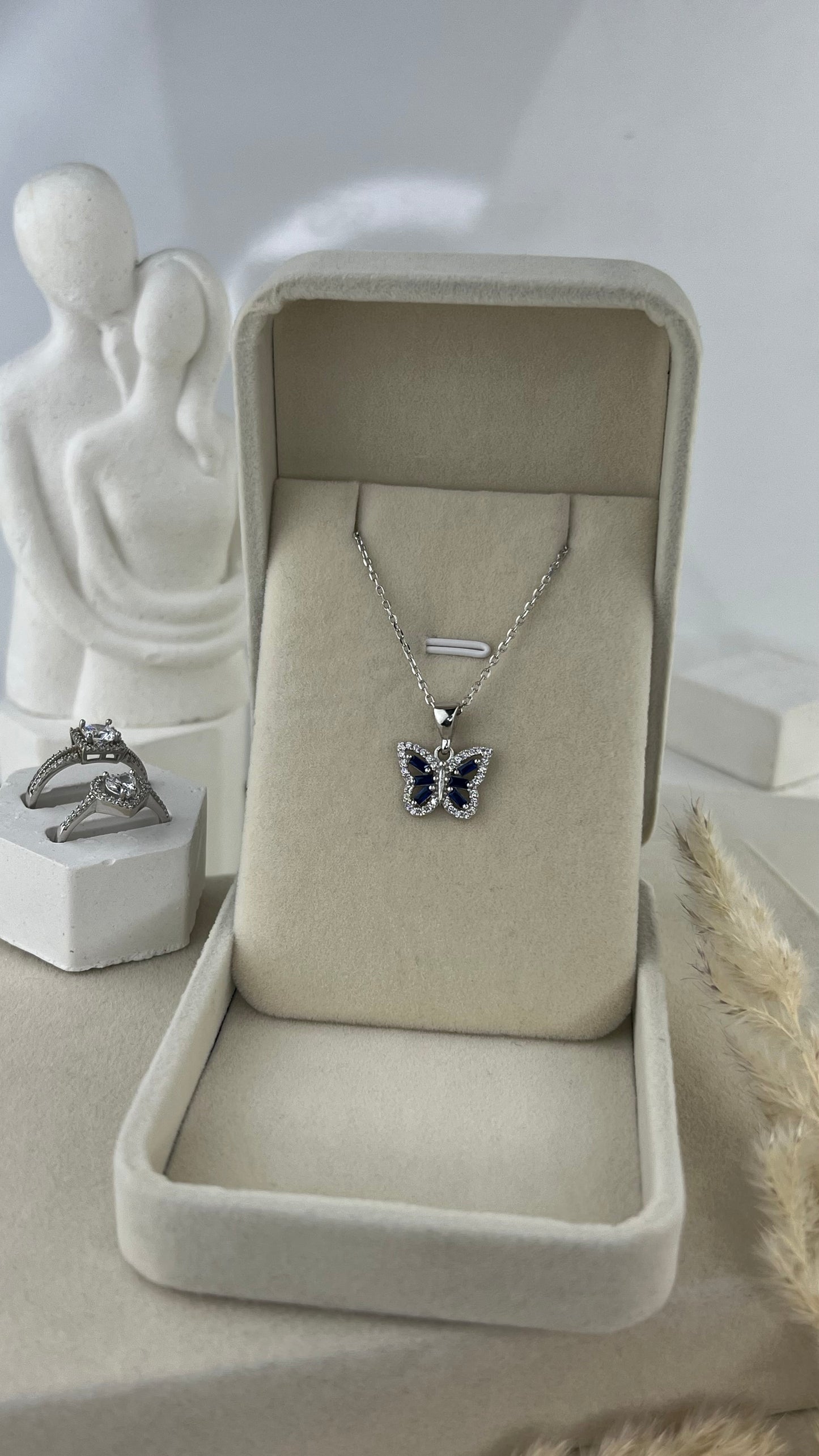 Necklace Yara (Blue)
